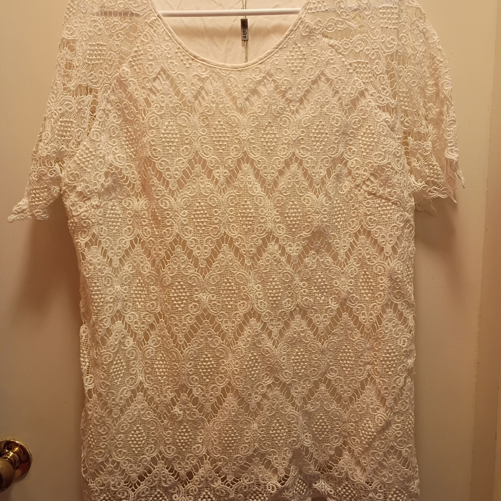 Solitaire White Lace Top